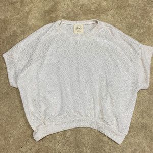 Fantastic Fawn White Oversized Top size S-M